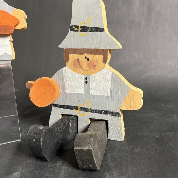 VTG Thanksgiving Shelf Sitters Pilgrm Boy Girl Turkey Set of 2 signed Hand Paint - Picture 3 of 9